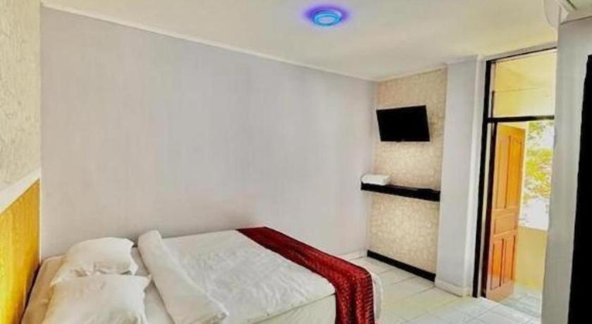 Hotel Benteng Букитинги Екстериор снимка