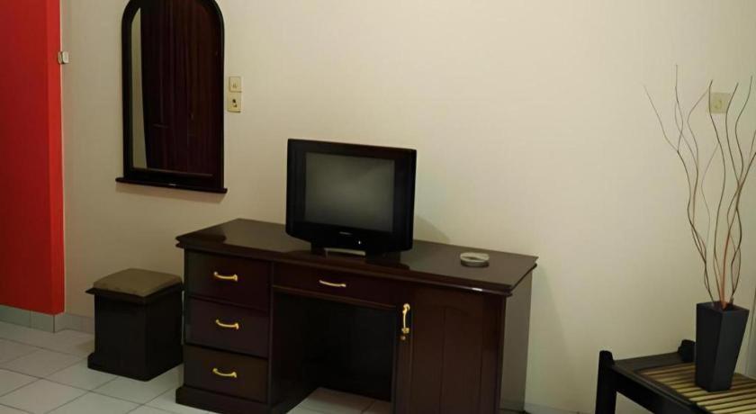 Hotel Benteng Букитинги Екстериор снимка
